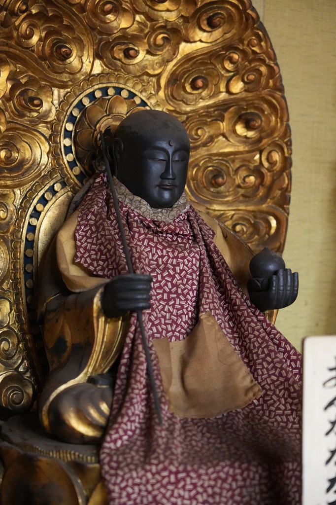 念仏堂・寿老神堂・三天堂・鐘楼・不動堂・水子地蔵回向堂・松尾寺境内（大阪府指定史蹟）