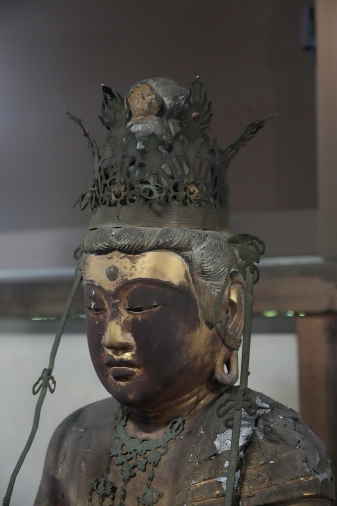 金剛定寺の魅力的な仏様