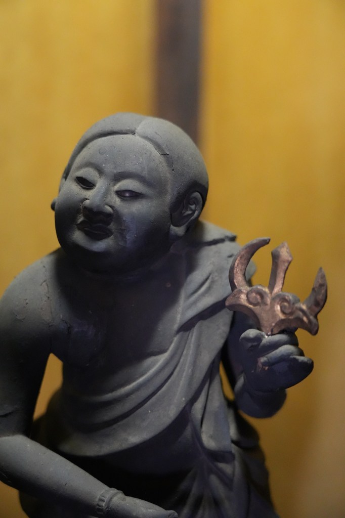 腹籠不動明王立像・お前立不動明王立像（越前市指定文化財）