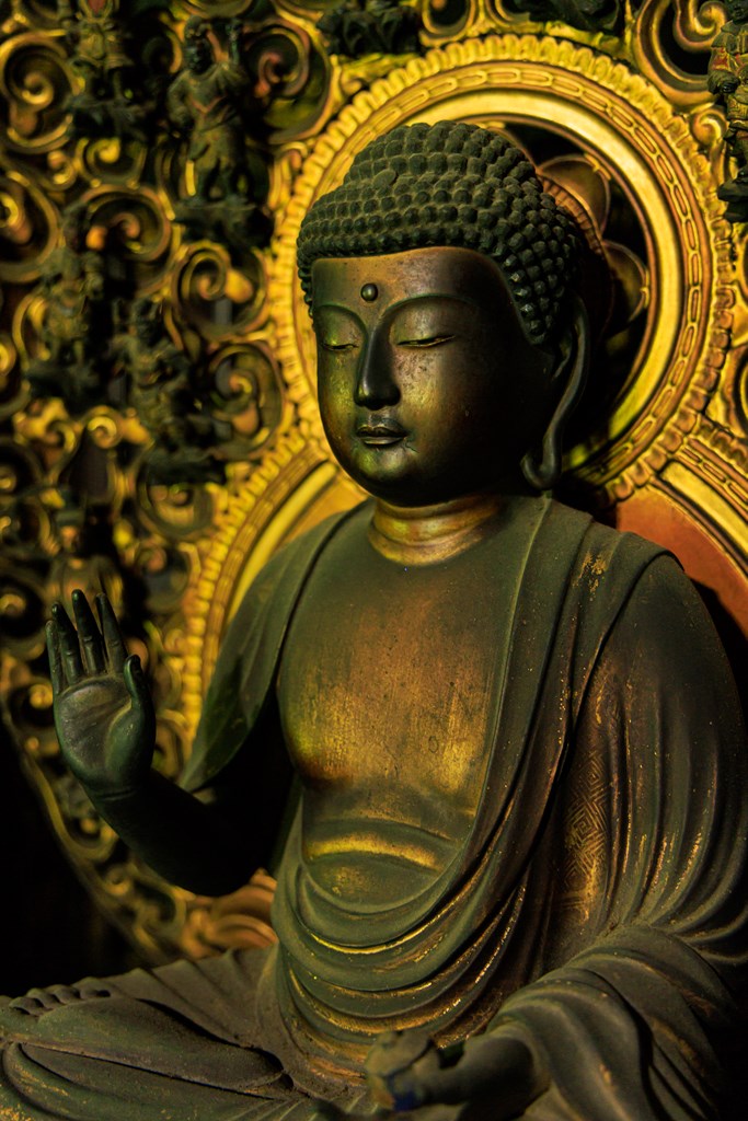 木造薬師如来坐像