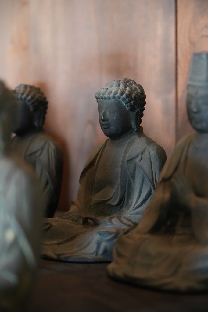 【非公開】銅造三十日仏坐像（茨城県指定文化財）